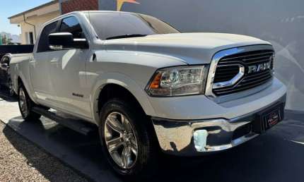 Classic laramie 5.7 cd v8 4x4 aut.
