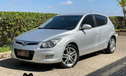 Hyundai i30 gls 2.0 gasolina automático