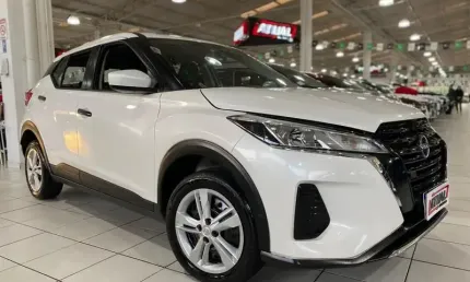 Nissan kicks  active cvt 