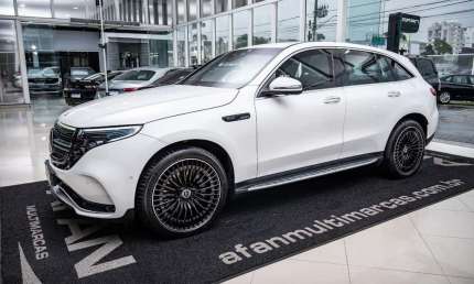 Mercedes-benz eqc400 amg line elétrico 408cv 4matic c/teto aut./2022 (blindado)