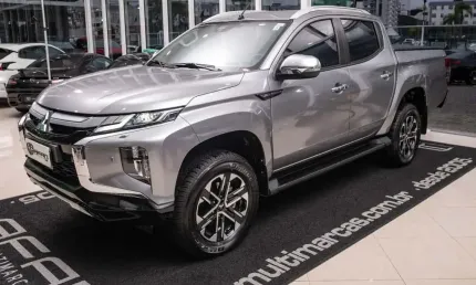 Mitsubishi l200 triton hpe-s 2.4bi-tb diesel 194cv 4wd aut./2025