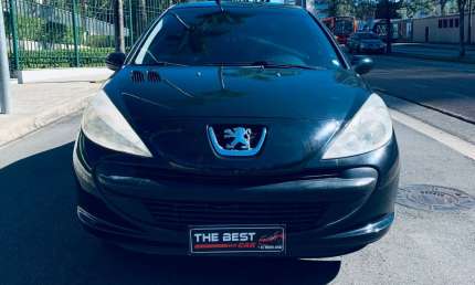 Peugeot 207 1.4 sedan xr passion 8v 4p - 2010