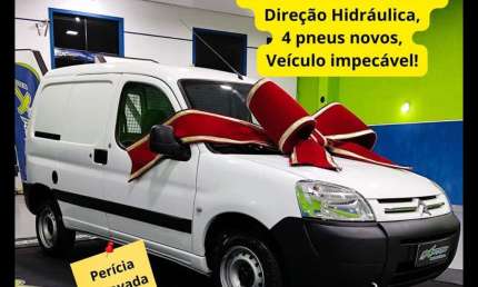 Fiorino 2019 com ar condicionado e direção, 43.000km, impecável!furgão/baú