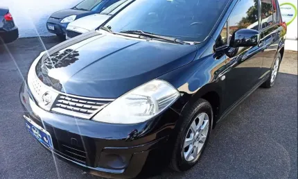 Nissan tiida 1.8 s 2008