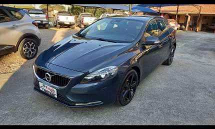 Volvo v40 2.0 t4 kinetic gasolina 4p automático
