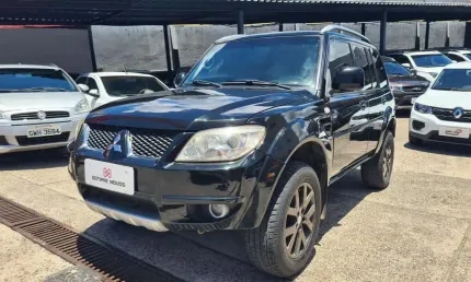 Mitsubishi pajero tr4 flex hp 2011