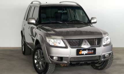 Pajero tr4 4x2 2013