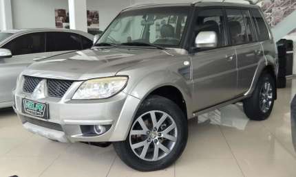 Mitsubishi pajero tr4 fl 2wd hp 2013