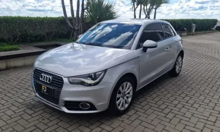 Audi a1 2011 1.4 tfsi attraction 16v 122cv gasolina 2p automático