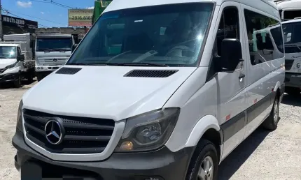 Sprinter 415 teto alto 