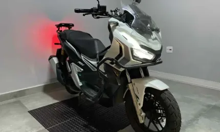 Honda adv 150 2022