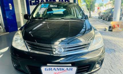 Nissan tiida 1.8s flex 2013