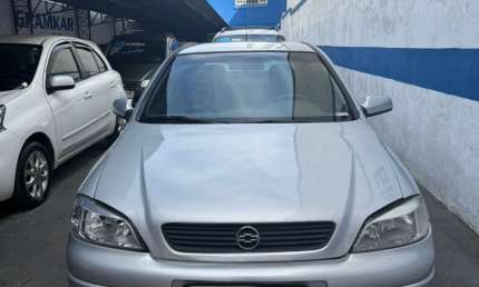 Chevrolet astra sedan 2.0 expression 2002