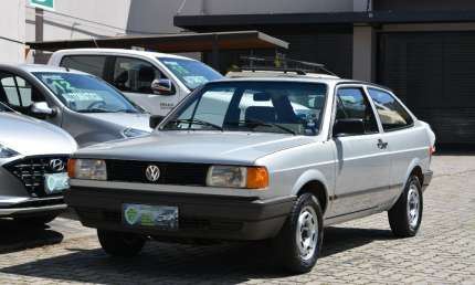 Gol 1000 1.0