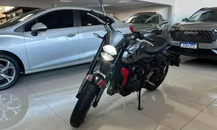 Triumph trident 2023
