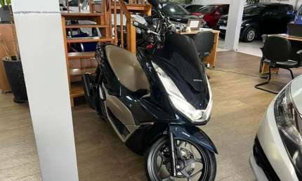 Honda pcx 160 dlx abs 2025