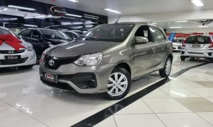 Toyota etios 1.5 x plus 16v 4p