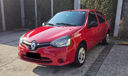 Clio completo 2014 - baixo km
