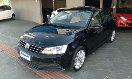 Volkswagen jetta comfortline 2.0 automático + borboleta flex + teto solar 2015/2015 preto
