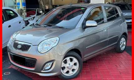 Picanto ex 1.0 flex completo c/ manual e chave copia excelente para uber/99 finan. 100%