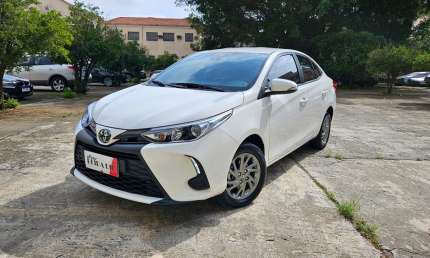 Toyota yaris sedan xs aut flex | 2025 - 4.900 km