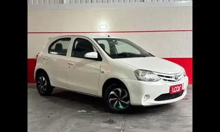 Toyota etios hb x 2014