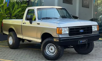 Ford f1000 4.9i s