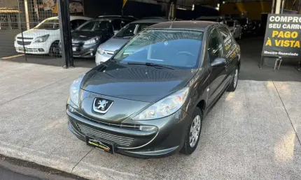 Peugeot 207 1.4 xr 8v flex 2p manual 2013