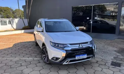 Mitsubishi outlander 2.2 mivec di-d diesel hpe-s awd automático