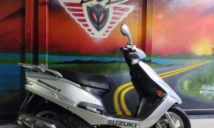 Suzuki burgman i  2014