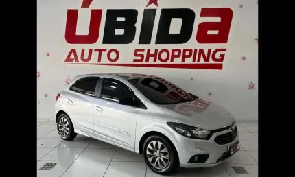 Chevrolet onix joy black 2021