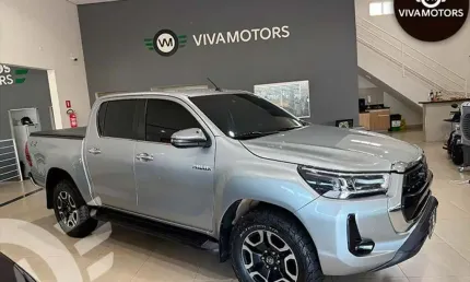 Toyota hilux cd srx  2022
