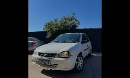 Chevrolet classic 1.0 super classic sedan