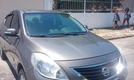 Versa 2014 sl 1.6 flex/gnv - completo