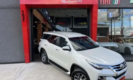 Toyota hilux sw4 2.8 srx 4x4 7 lugares 16v turbo intercooler diesel 4p automático