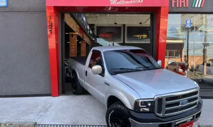 Ford f-250 3.9 xlt max power 4x2 cs diesel 2p manual