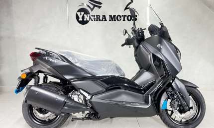Yamaha xmax 250 connected 
