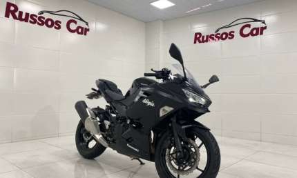 Kawasaki ninja 400 2021