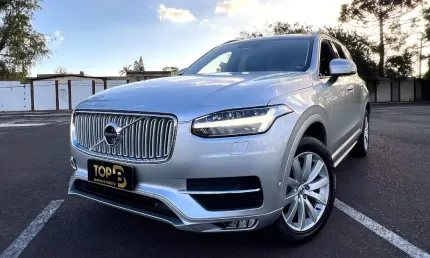 Volvo xc90 d5 momentum 7 lugares awd 2017  