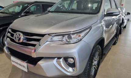 Toyota hilux sw4 2.7 sr 4x2 16v 4p