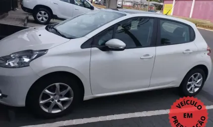 Peugeot 208 1.5 allure 8v 4p