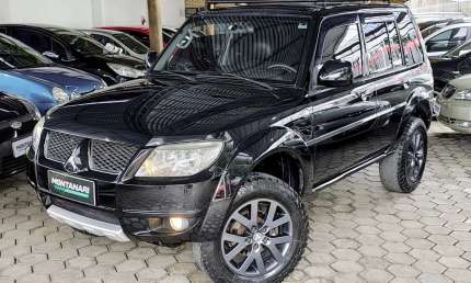 Mitsubishi pajero tr4 2.0/ 2.0 flex 16v 4x4 aut.  - preta - 2010/2011