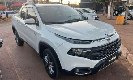 Fiat toro fiat / toro freedom at9 2.0 4x4 turbo diesel   d4 - branca - 2020/2021