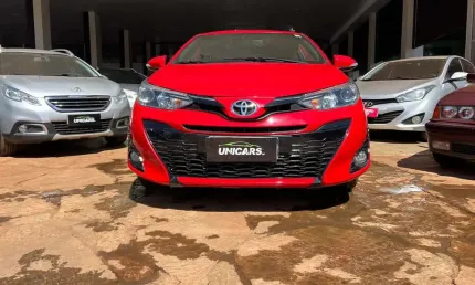 Toyota yaris hb xls15 at - vermelha - 2019/2020