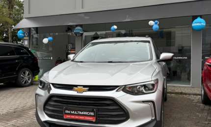 Carro super econômico, muito confortável, ótimo para viagens e cidade. ipva 2025 quitado, revisões e