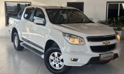 Chevrolet s-10 pick-up lt 2.8 tdi 4x4 cd diesel  - branca - 2013/2014