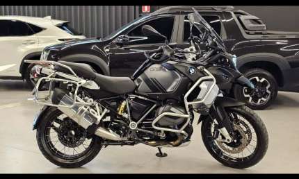 R 1250 gs adventure premium triple black