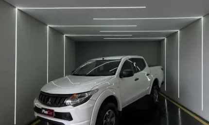 Mitsubishi l200 triton 2022 2.4 16v turbo diesel sport gls cd 4p 4x4 automático