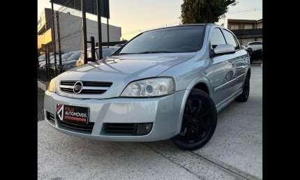 Astra advantage 2.0 mpfi 8v flexpower 5p