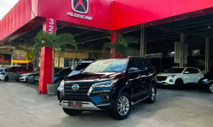 Toyota hilux sw4 2.8 srx diamond 4x4 turbo